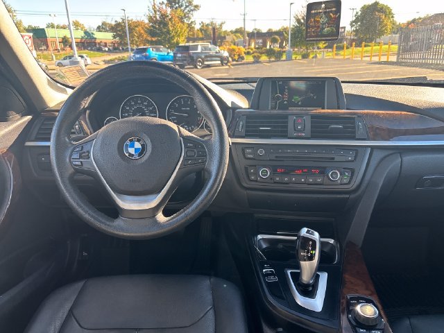 Used 2014 BMW 328i xDrive Sedan AWD/4WD image 23