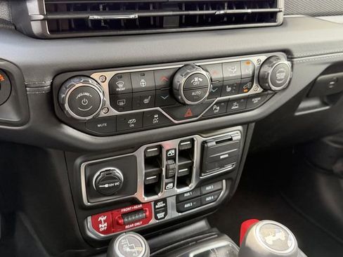 New 2026 Jeep Wrangler Unlimited Rubicon 392 AWD/4WD image 23