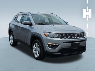 Used 2018 Jeep Compass Latitude w/ Trailer Tow Group AWD/4WD video 1