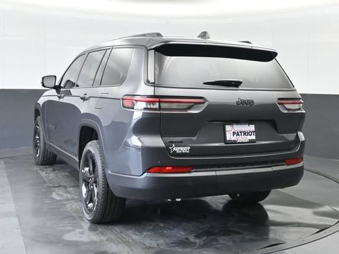 Used 2025 Jeep Grand Cherokee L Altitude AWD/4WD image 26
