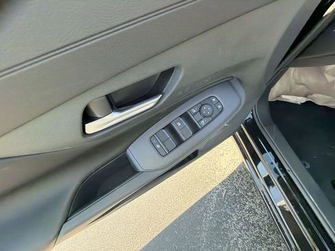 New 2026 Nissan Sentra SV image 13