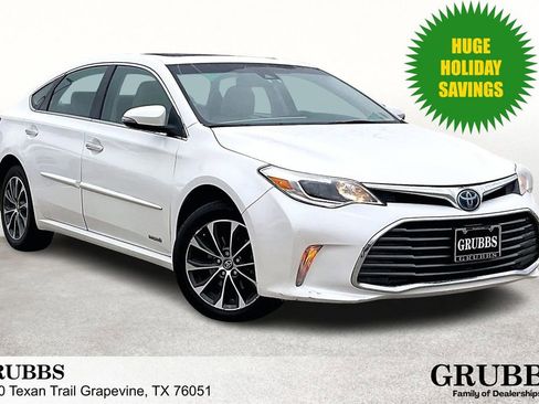 Used 2018 Toyota Avalon XLE Premium image 1