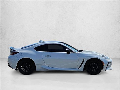 Used 2024 Toyota GR86 Premium RWD image 4