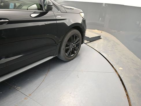 Used 2022 Ford Edge ST-Line AWD/4WD image 24