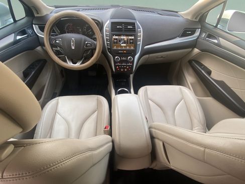 Used 2017 Lincoln MKC Premiere FWD image 15
