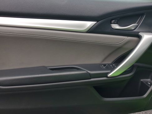 Used 2016 Honda Civic EX-L image 13