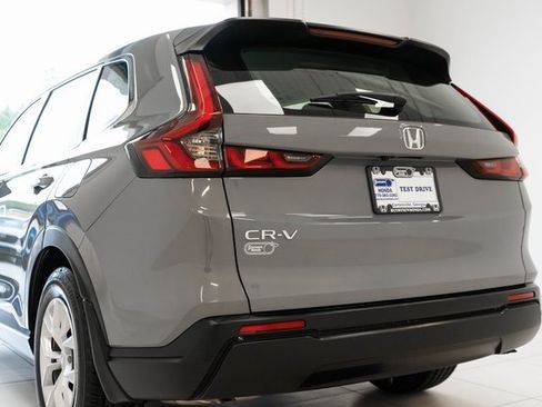 Used 2024 Honda CR-V LX image 9