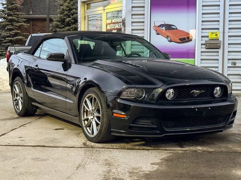 Used 2013 Ford Mustang GT Premium w/ Electronics Pkg image 28