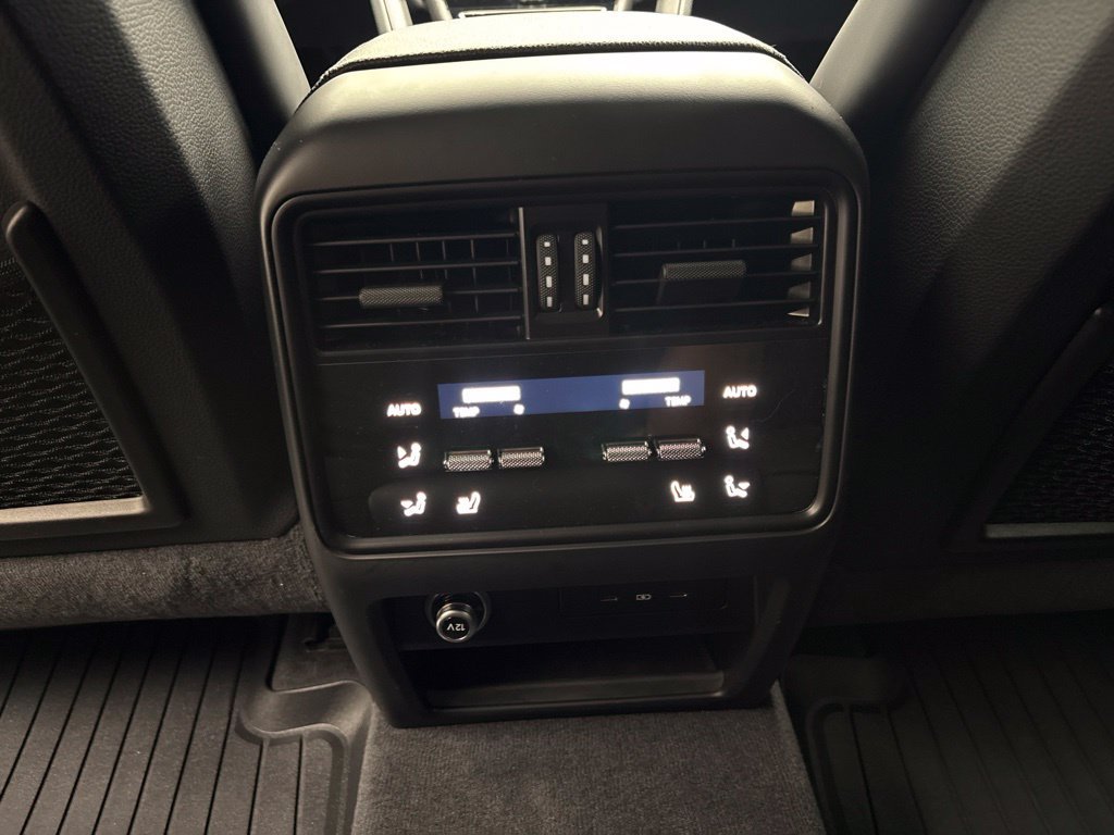 Certified 2024 Porsche Cayenne S AWD/4WD image 30