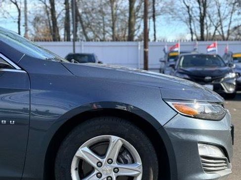 Used 2020 Chevrolet Malibu LS image 4