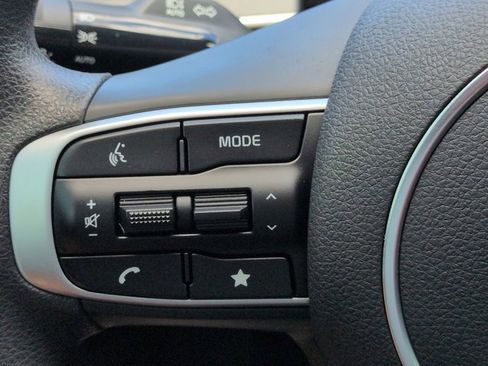 Used 2025 Kia K5 LXS FWD image 23