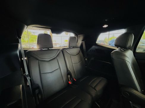 Used 2024 Cadillac XT6 Premium Luxury w/ LPO, Floor Liner Package AWD/4WD image 36