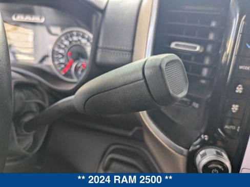 Used 2024 RAM 2500 Laramie AWD/4WD image 33