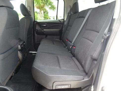 Certified 2024 Honda Ridgeline Sport image 9