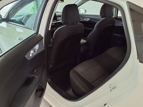 Used 2023 Kia Forte LX FWD image 17