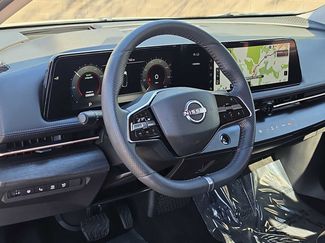 Used 2024 Nissan Ariya FWD video 2