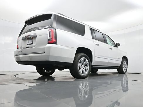 Used 2020 GMC Yukon XL Denali w/ Open Road Package image 48