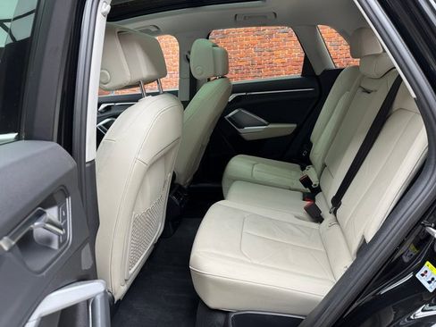 Used 2020 Audi Q3 2.0T Premium Plus w/ Premium Plus Package image 23
