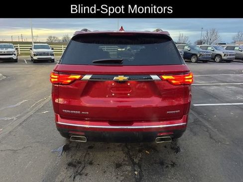 Used 2023 Chevrolet Traverse Premier image 5