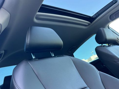 Used 2024 Honda Accord Touring image 15