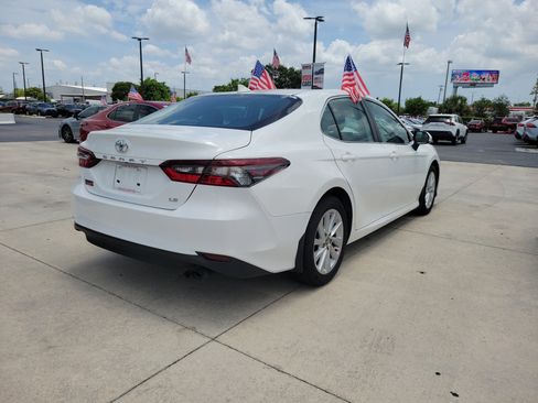 Used 2023 Toyota Camry LE FWD image 12