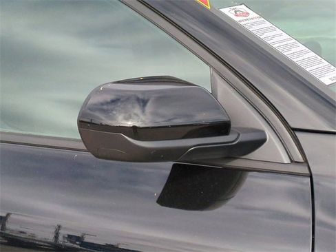 Certified 2025 Chevrolet Equinox LT image 12