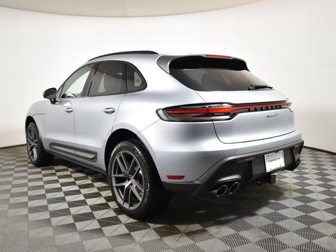 Used 2026 Porsche Macan AWD/4WD image 3