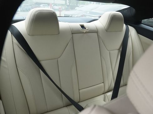 Used 2025 BMW 430i Coupe w/ Premium Package RWD image 22