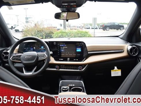 New 2026 Chevrolet Equinox ACTIV image 3