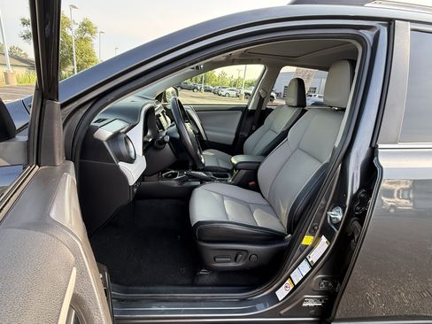 Used 2016 Toyota RAV4 Limited AWD/4WD image 16