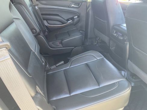 Used 2019 Chevrolet Tahoe LT w/ Luxury Package image 14