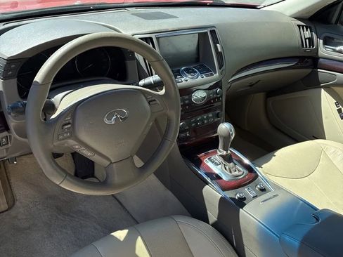 Used 2012 INFINITI G37 Convertible w/ Premium Pkg RWD image 9