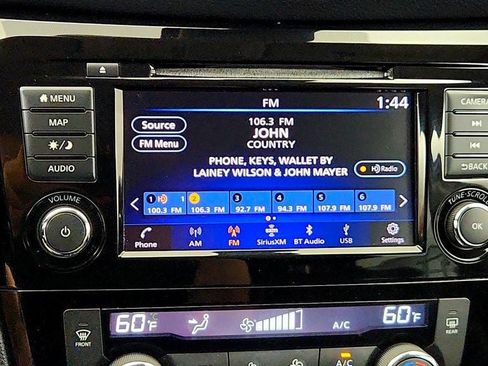 Used 2018 Nissan Rogue SL w/ Premium Package AWD/4WD image 18