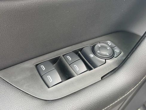 Used 2023 Chevrolet Blazer LT w/ Convenience Package FWD image 16