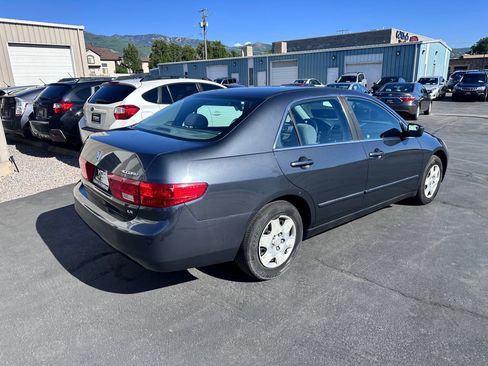 Used 2005 Honda Accord LX image 3