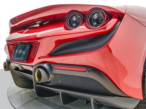 Certified 2022 Ferrari F8 Tributo Base image 30