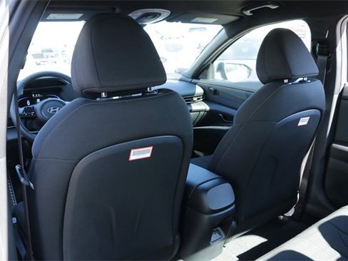 Used 2026 Hyundai Elantra Sport image 19