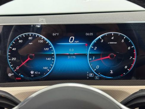 Used 2020 Mercedes-Benz CLA 250 image 2