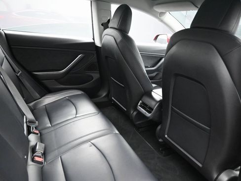 Used 2018 Tesla Model 3 Long Range image 29