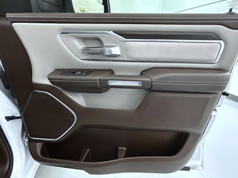 Certified 2025 RAM 1500 Laramie AWD/4WD image 16