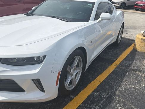 Used 2016 Chevrolet Camaro LT RWD image 1