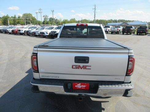 Used 2018 GMC Sierra 1500 SLT AWD/4WD image 8