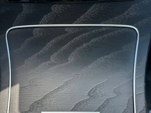 Used 2018 Mercedes-Benz GLC 300 4MATIC image 35