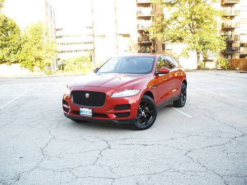 Used 2018 Jaguar F-PACE Prestige AWD/4WD image 16