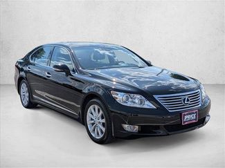 Used 2011 Lexus LS 460 AWD w/ Luxury Value Edition video 3