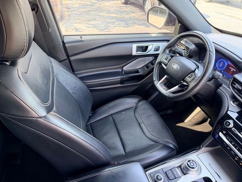 Used 2021 Ford Explorer ST w/ Equipment Group 401A AWD/4WD image 14