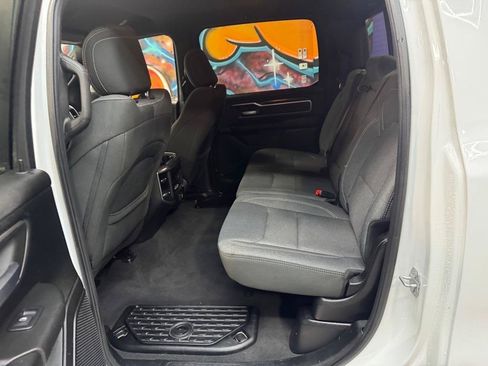Used 2019 RAM 1500 Big Horn AWD/4WD image 13