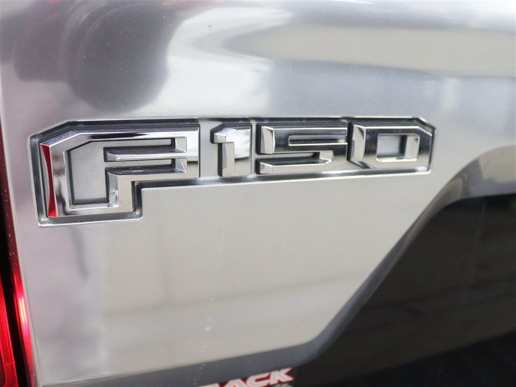 Used 2020 Ford F150 Platinum w/ Equipment Group 701A Luxury AWD/4WD image 12