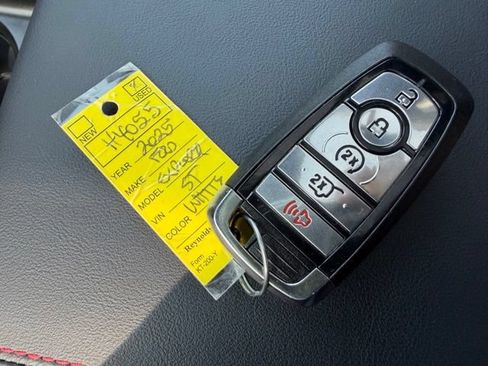 Used 2025 Ford Explorer ST AWD/4WD image 51