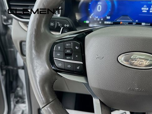 Certified 2021 Ford Explorer Platinum w/ Equipment Group 601A image 16